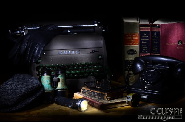 Caryn Esplin - 1940s Desktop - Light Painting