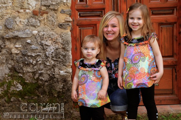 Caryn Esplin - Sisters with Aunt Zoe - San Antonio