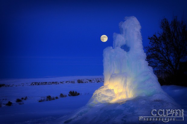 CarynEsplin-IceSculpture-Moon