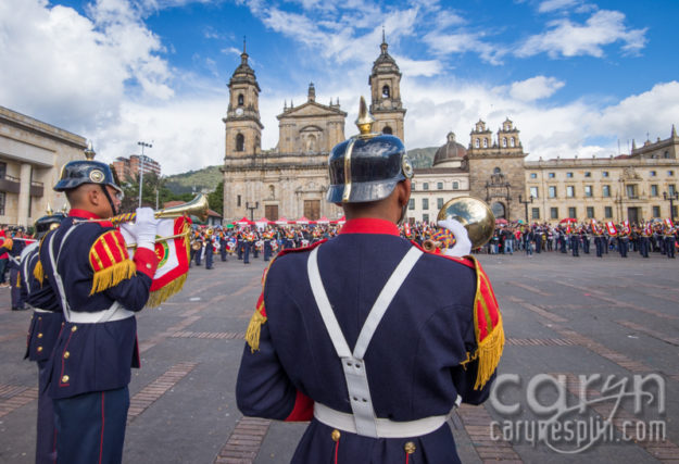 CarynEsplin-Columbia2014-PlazaBolivar-MilitaryBand-13