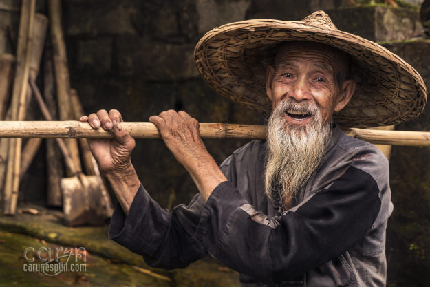 CarynEsplin-WhiteBeardHands-CormorantSunsetFishermen-Guilin-China-karst-Guangxi Zhuang region