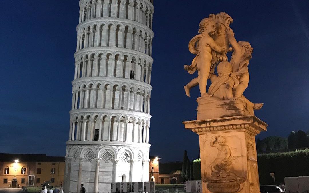 Photo Tips: Contrast – Leaning Tower of Pisa at Night