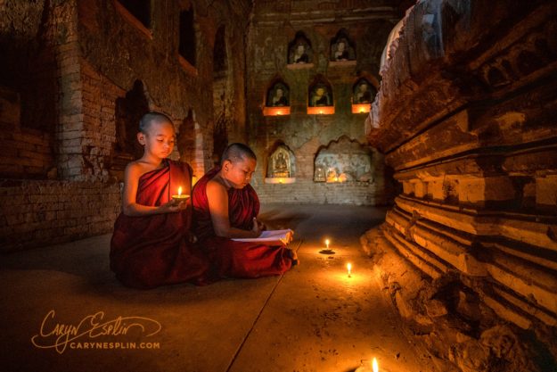 Caryn-Esplin_candlelight-old-bagan-pagoda-monk-myanmar