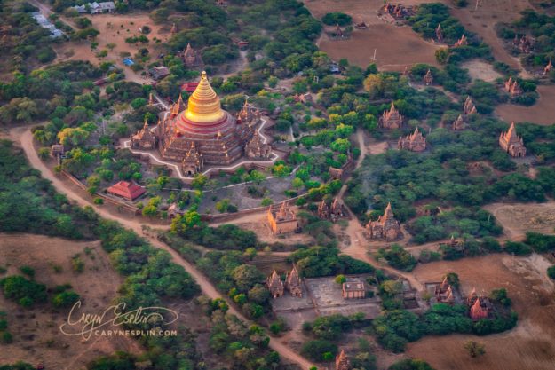 Caryn-Esplin-myanmar-hot-airballon-ride-sunrise-view-temple-bagan-aerial