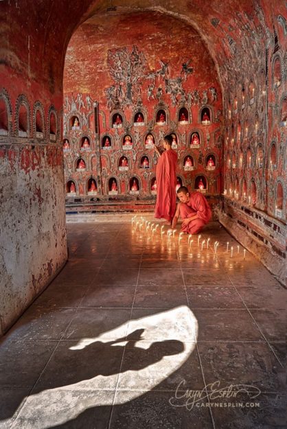 Caryn-Esplin_monk-myanmar-texture-Shwe Yaunghwe Kyaung Monastery