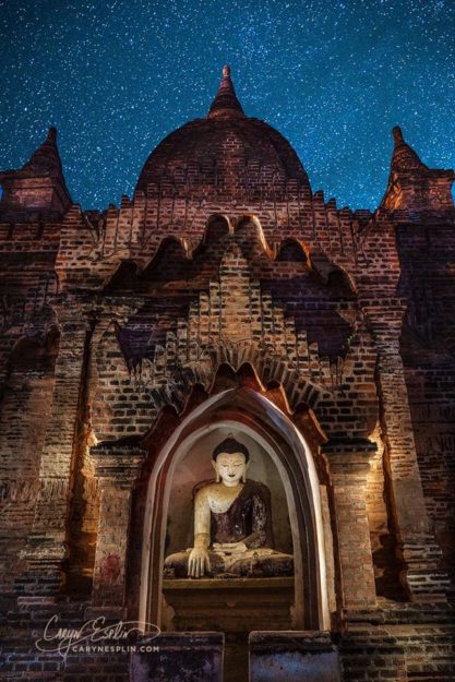 Caryn-Esplin_myanmar-temple-light-painting-night-star-old-bagan
